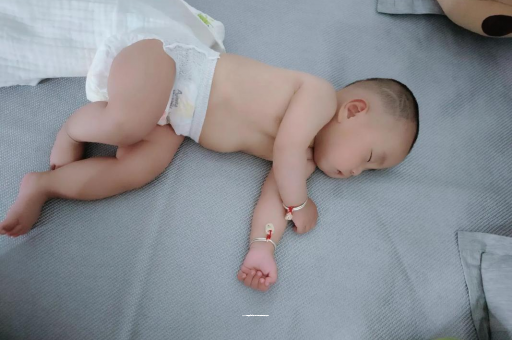 阜阳宝宝口水多怎么回事